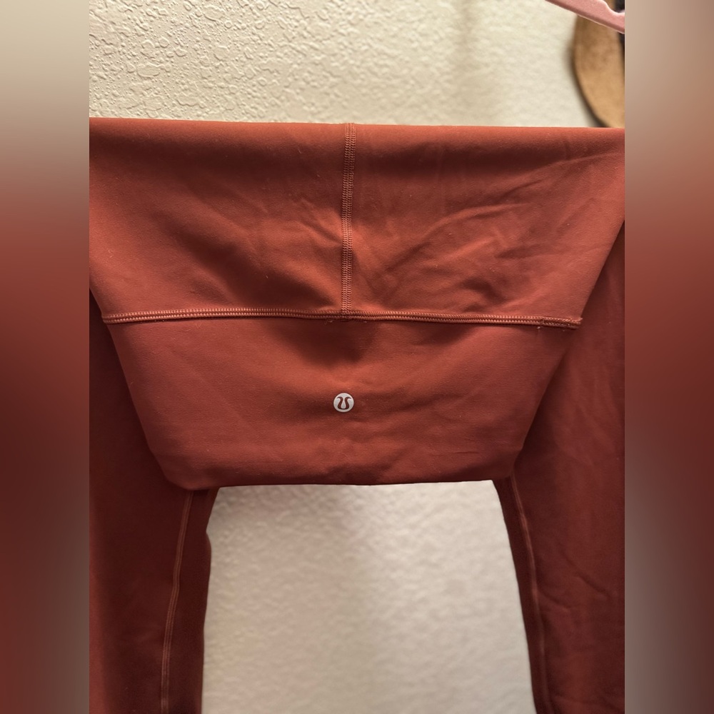 Lululemon Wunder Under Leggings - Picture 4 of 8